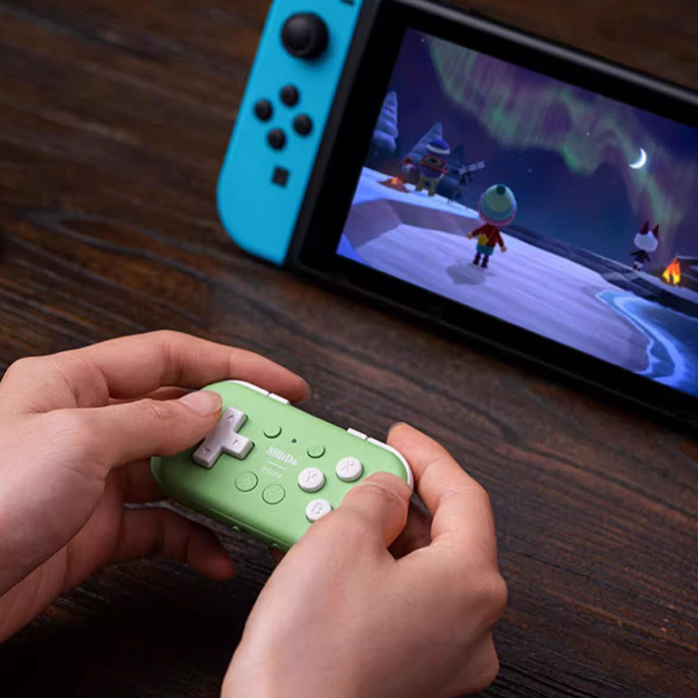 8BitDo Micro Bluetooth Gamepad - Green