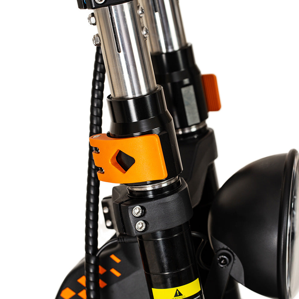 KuKirin G4 Max Off-road Electric Scooter, 1600W*2  Dual Motor 86km/h Max Speed 12-inch Tire 60V 35.2Ah 2112Wh Removable Battery 95km Range Hydralic Brake 38° climb 8 Light system Hydraulic damping absorption IP54 Waterproof
