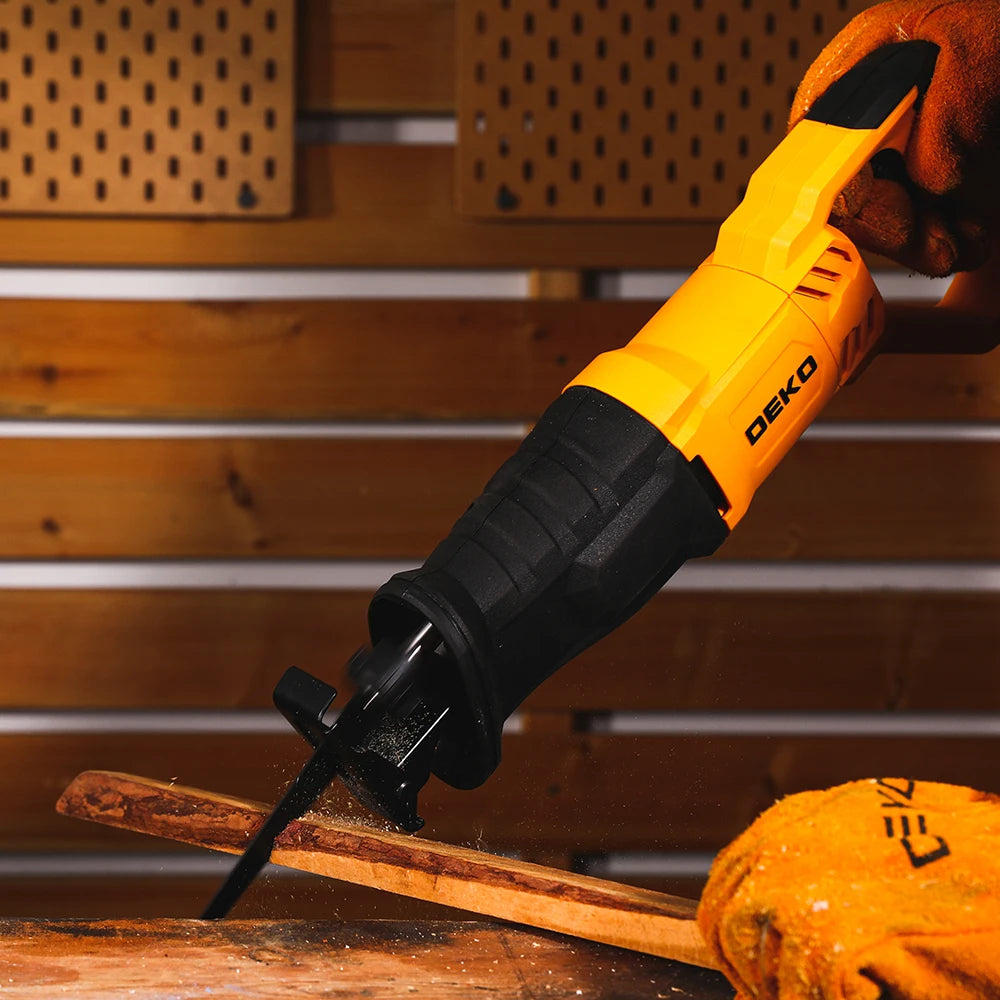 DEKO NEW DKRS710G20 710W elektrická priamočiara píla s pílovými listami Priamočiare reťazové píly na drevo Elektrické náradie pre domácich majstrov