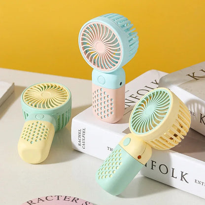 2024 Nový ručný nabíjací ventilátor Kreslený Roztomilý malý študentský nabíjací malý ventilátor Prenosný mini USB ventilátor Mini vreckový 2024 Nový vreckový počítač