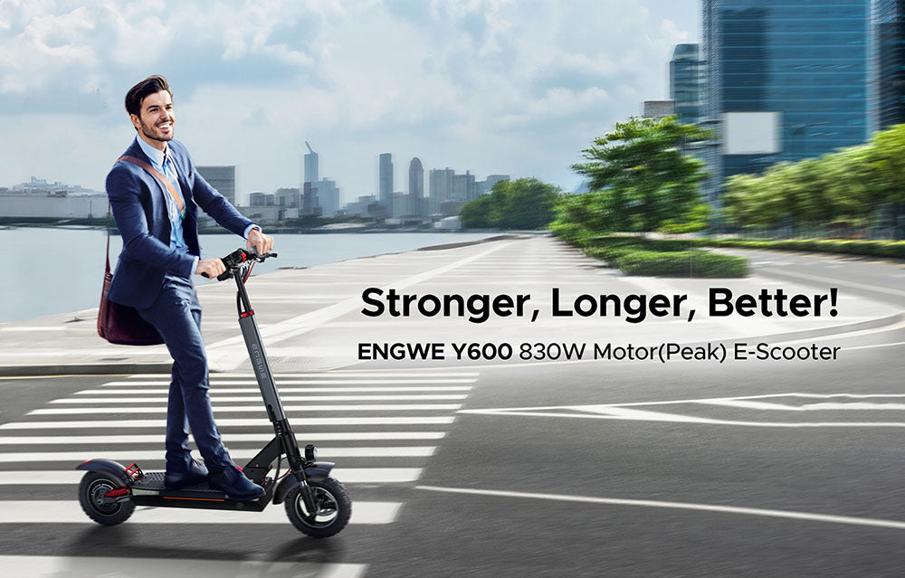 Elektrokolobežka ENGWE Y600, motor 600 W, batéria 48 V 18,2 Ah, široké pneumatiky 10*4 palce, maximálna rýchlosť 25 km/h, dojazd 70 km, mechanické kotúčové brzdy, odnímateľné sedadlo.