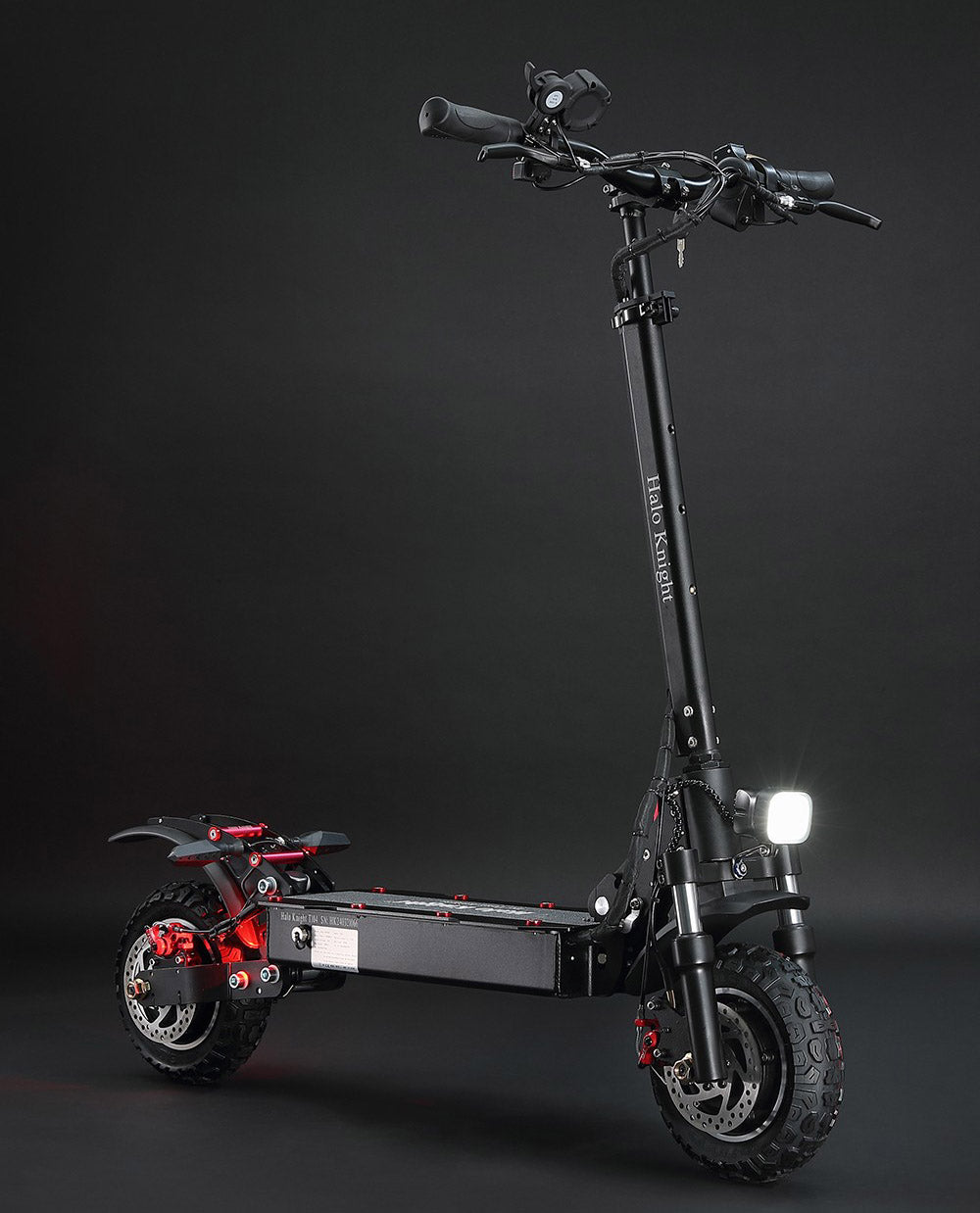 Elektrokolobežka Halo Knight T104, 10-palcové terénne pneumatiky, 2x 1000W motor, maximálna rýchlosť 65 km/h, diaľkové ovládanie, 52V 21Ah batéria, dojazd 45 km – čierna