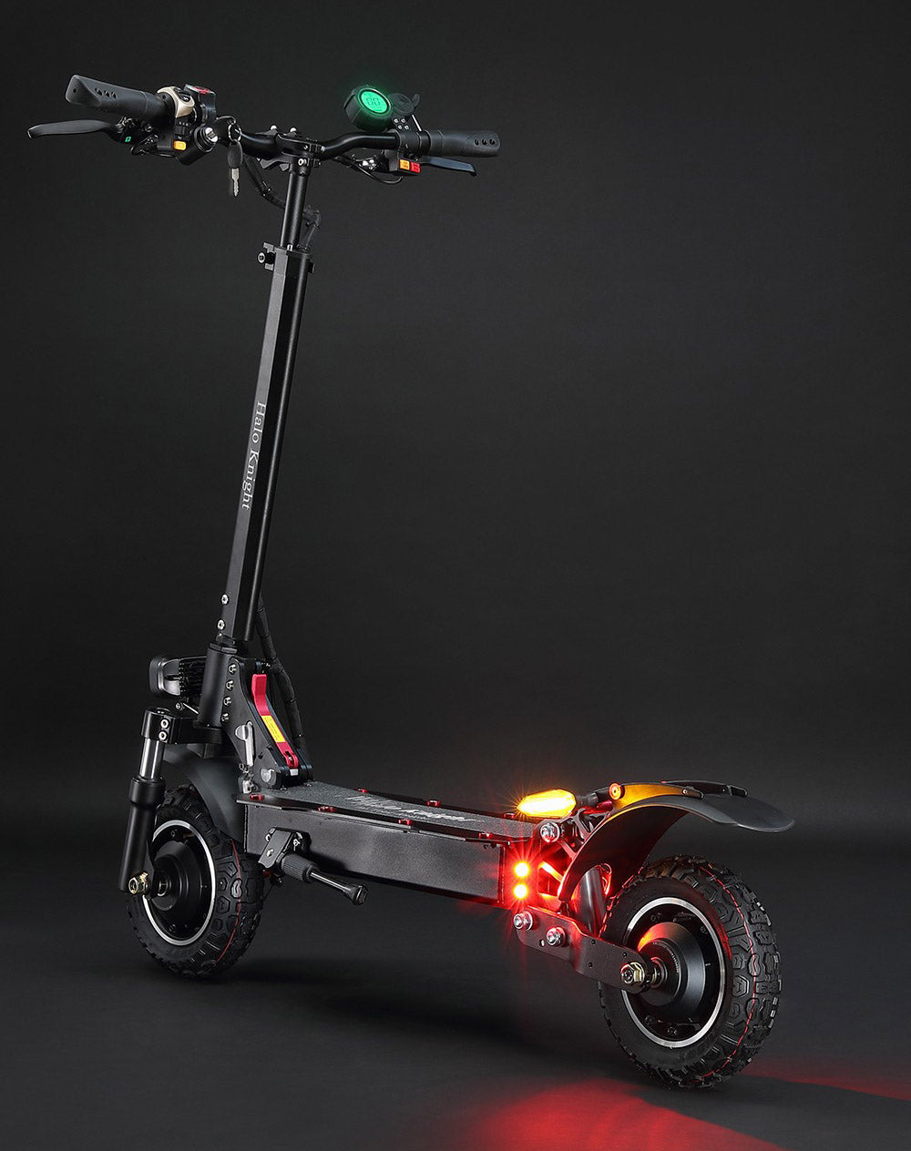 Elektrokolobežka Halo Knight T104, 10-palcové terénne pneumatiky, motor 1000W*2, maximálna rýchlosť 65 km/h, diaľkové ovládanie, batéria 52V 21Ah, dojazd 45 km – čierna
