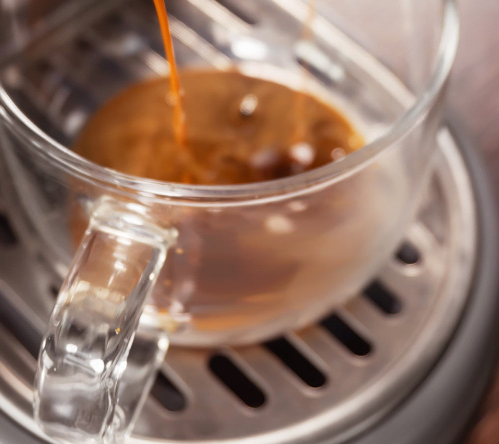 Kávovar HiBREW G3A, 40mm kužeľové mlecí kamene, vzduchový fúkač, 31 stupňová stupnica, pamäťová a antistatická funkcia, manuálny a automatický režim, vizuálny ukazovateľ zásobníka zrna, béžová farba.