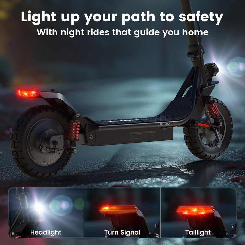 Elektromobilná kolobežka iScooter i10 Pro, 800W motor, 48V 15Ah batéria, 10-palcové pneumatiky, maximálna rýchlosť 45 km/h, dojazd 60 km, elektronická a bubnová brzda, predné a zadné odpruženie, LED displej, ovládanie cez aplikáciu.