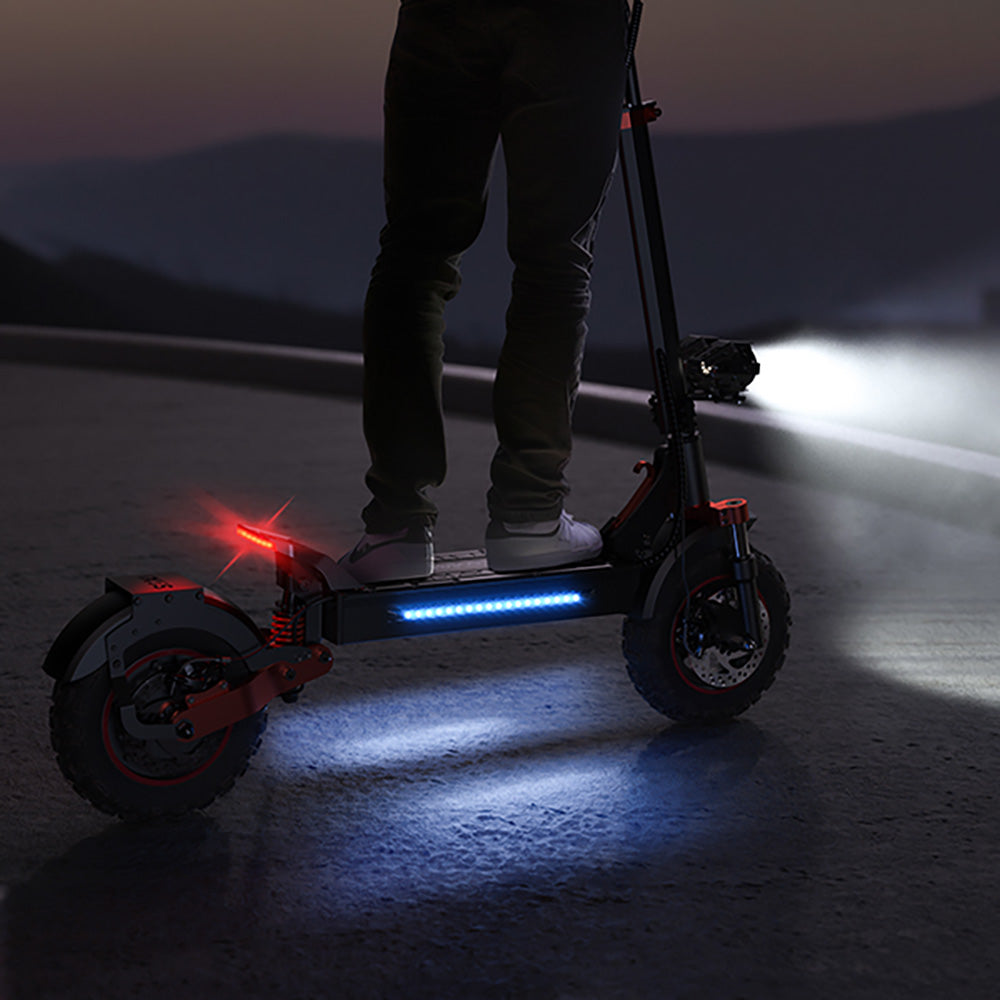 Elektromobilný skúter iScooter iX5S, 1000W motor, 48V 15Ah batéria, 10-palcové kolesá, maximálna rýchlosť 25 km/h, dojazd 65 km, dvojité kotúčové brzdy, predné a zadné tlmiče