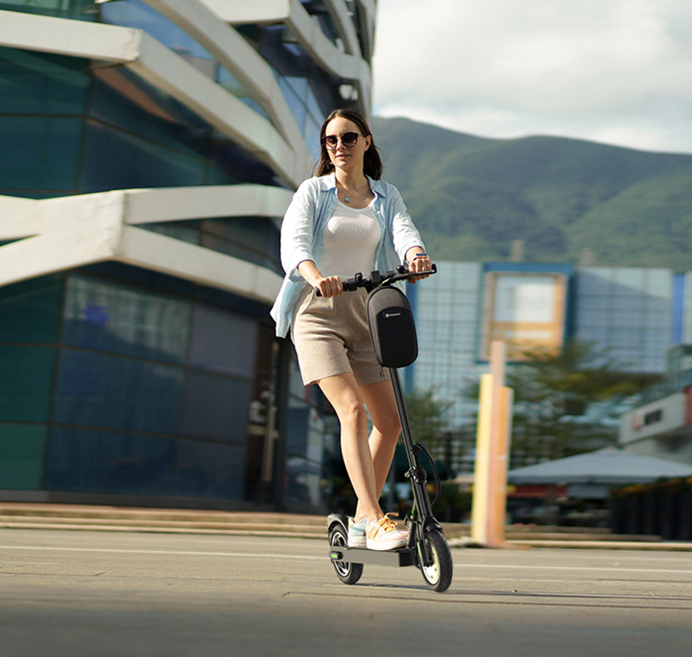 Elektromobilná kolobežka isinwheel S9 Pro, 350W motor, 36V 7,5Ah batéria, 8,5 palcové pneumatiky, maximálna rýchlosť 25 km/h, dojazd 28 km, ovládanie cez aplikáciu.