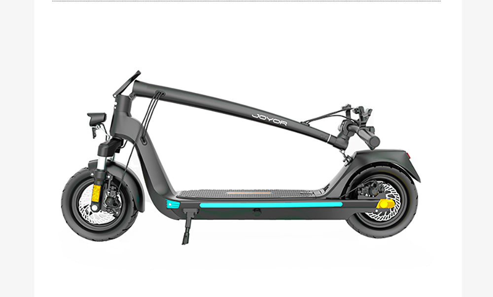 Elektromobilná kolobežka JOYOR C10, 500W motor, 48V 10.4Ah batéria, 10-palcové kolesá, maximálna rýchlosť 45 km/h, dojazd 30-50 km, maximálne zaťaženie 120 kg, predná a zadná kotúčová brzda.