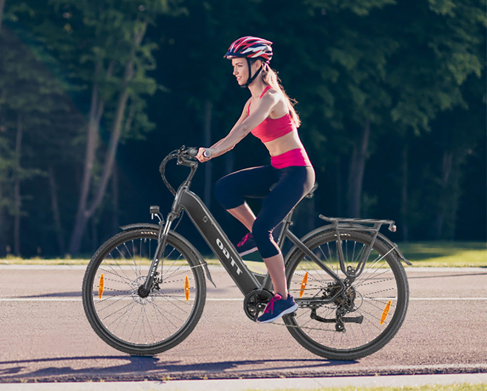 Elektrokol TTGO HZ-28ST, 250W motor, 36V 20Ah batéria, 700C*45C pneumatiky, max. rýchlosť 25 km/h, max. dojazd 100 km, kotúčové brzdy, 7-stupňové radenie Shimano, LCD displej - biela